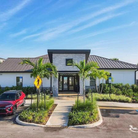 Superb Thematic 2Br Condo With 2 Clubhouses Kissimmee Exteriör bild
