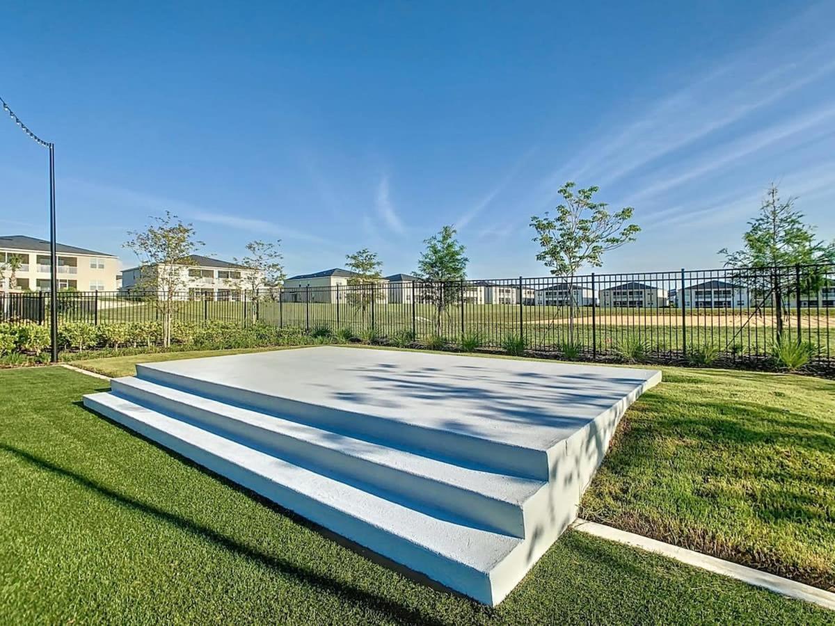 Superb Thematic 2Br Condo With 2 Clubhouses Kissimmee Exteriör bild