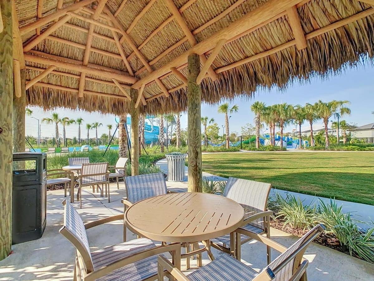 Superb Thematic 2Br Condo With 2 Clubhouses Kissimmee Exteriör bild