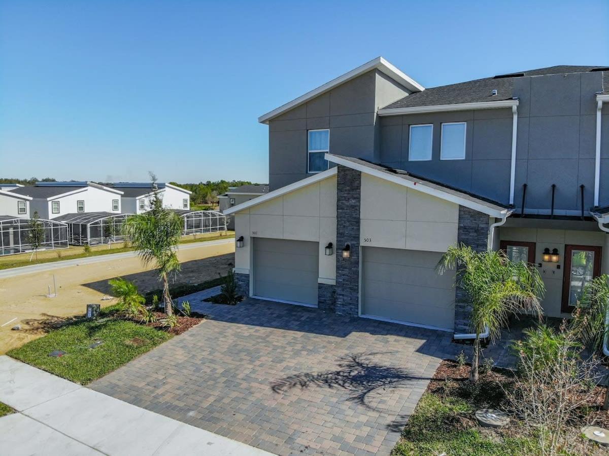 Superb Thematic 2Br Condo With 2 Clubhouses Kissimmee Exteriör bild